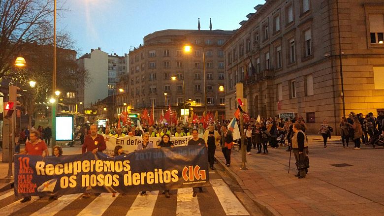 2017-03-10 Manifa10MarzoOurense01.jpg